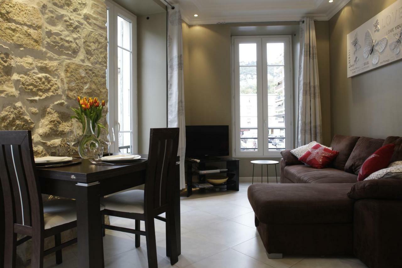 Apartment With Parking In Nice Near The Harbor Buitenkant foto