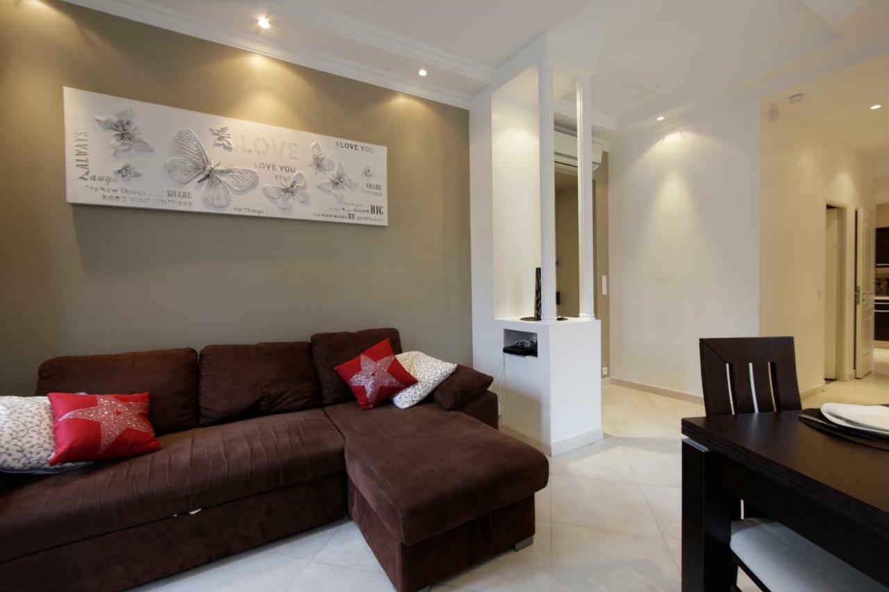 Apartment With Parking In Nice Near The Harbor Buitenkant foto